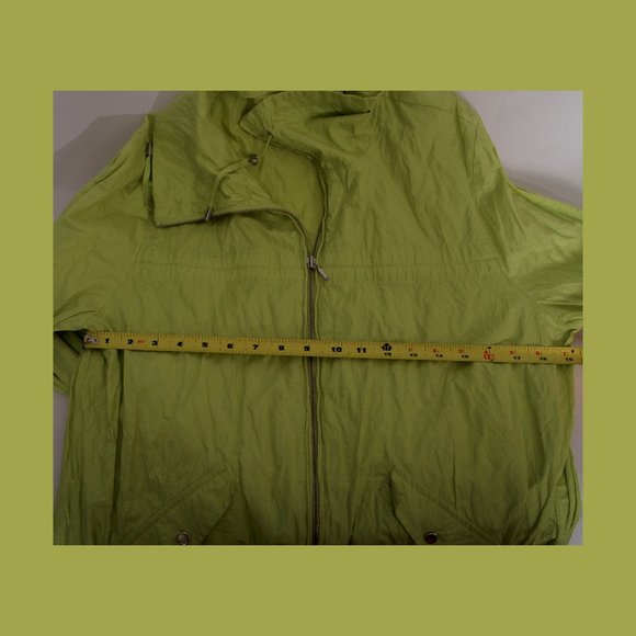 Zenergy by Chico’s Lightweight Lime Green Utility Zip Jacket – Size 2 (12) - Picture 5 of 13